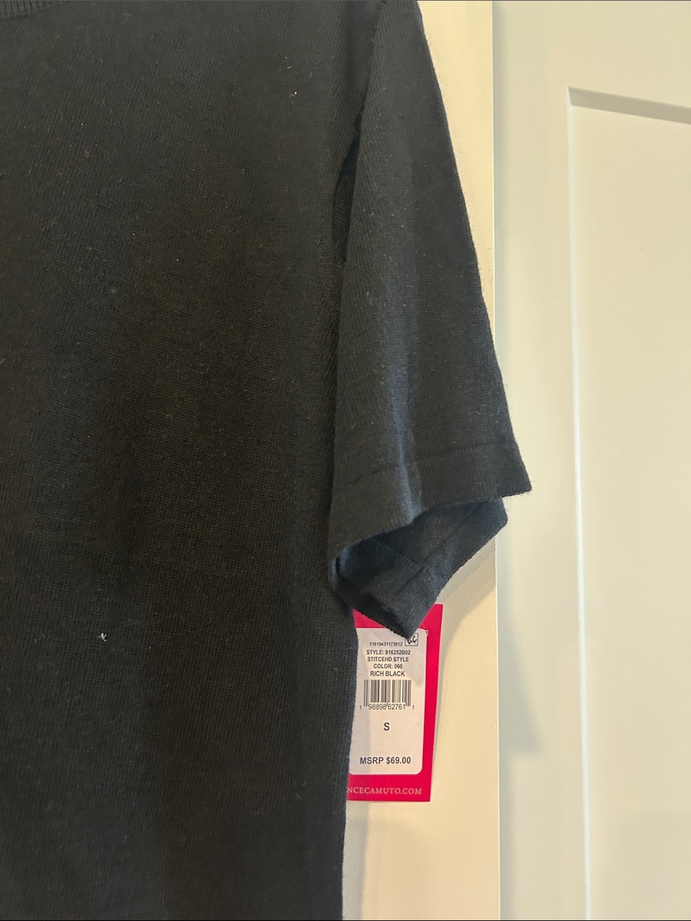 Vince Camuto Black Short Sleeve Knit Tee Brand new Very light weight sweater - Picture 4 of 4